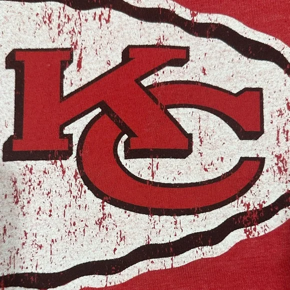 *last chance* Majestic Threads | Women’s Red Kansas City Chiefs T-Shirt - Picture 10 of 15